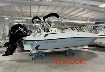 2025 Bayliner VR4 Gray/White Boat